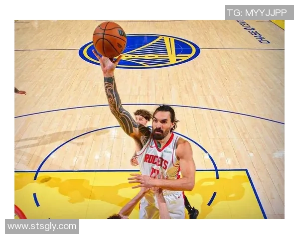 亚当斯与广东队精彩对决集锦回顾展现篮球魅力与激情时刻 亚当斯与广东队精彩对决集锦回顾展现篮球魅力与激情时刻