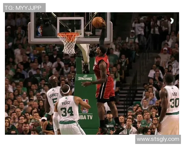 凯尔特人对决叶里精彩赛事回顾与战术分析全景展现