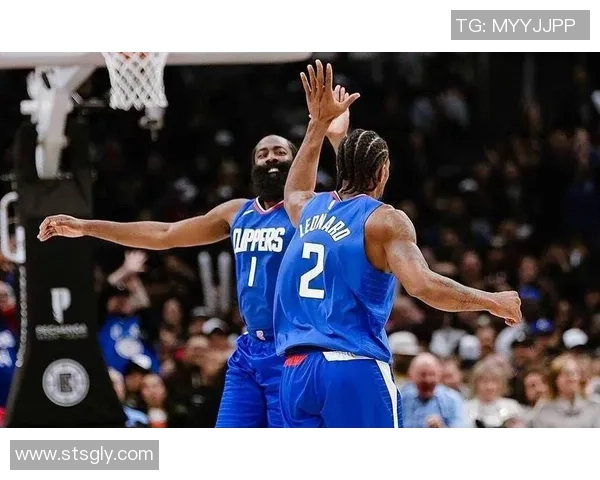 哈登领衔火箭对决热火双方激战精彩纷呈引发球迷热议