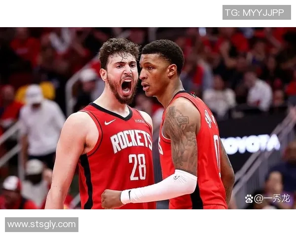 火箭与热火季前赛精彩回放分析及球员表现点评