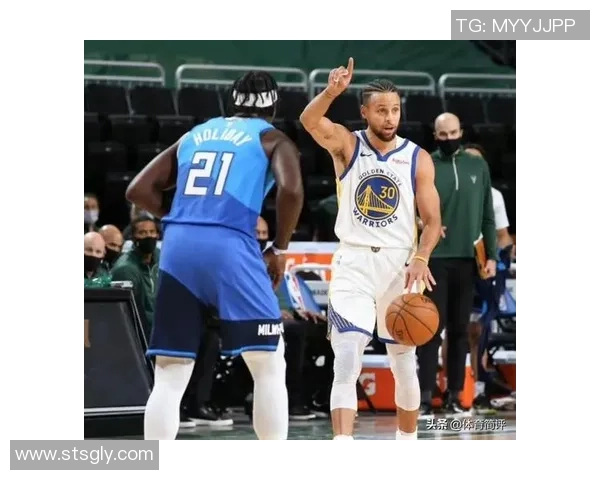 鹈鹕与尼克斯比赛因故延期球迷期待新赛程安排